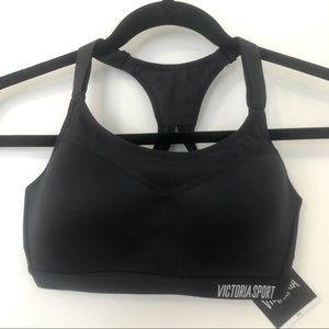 NWT Victoria Secret Sports Bra - 32D